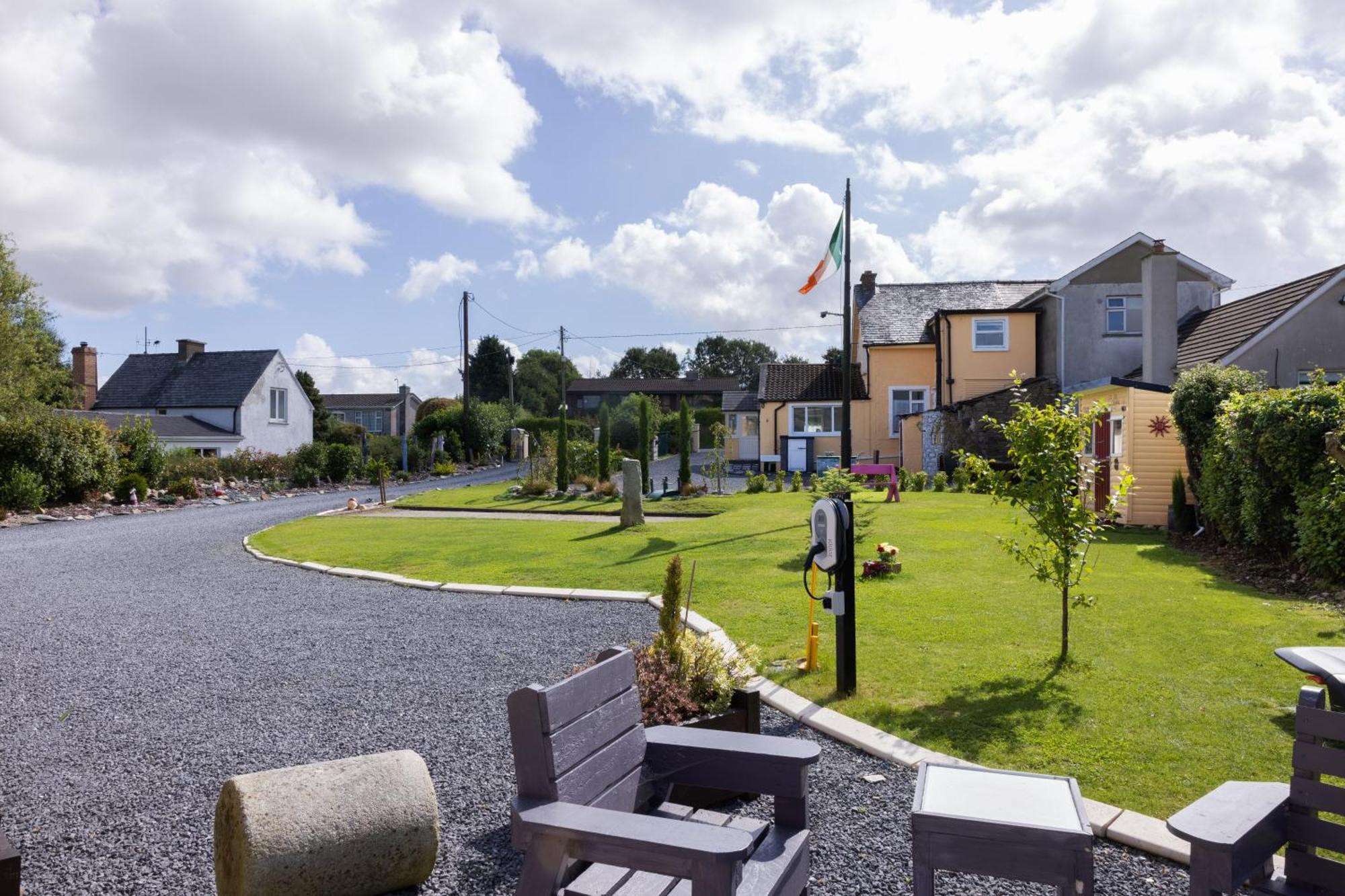 B&B & Cottage Rental In Bunclody - Mon Petit Cottage Room photo